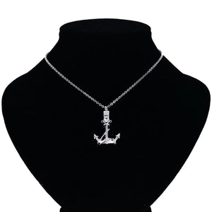 collier ancre mer océan navigation navire bateau gouvernail marins marin compas rose des vents voile voilier ancrage capitaine poisson lac fleuve navigation